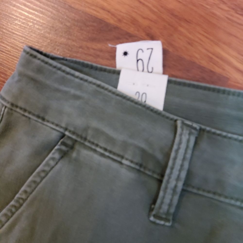 Cosmic Blue Love Crop Pant Command Green NWT - Picture 12 of 13